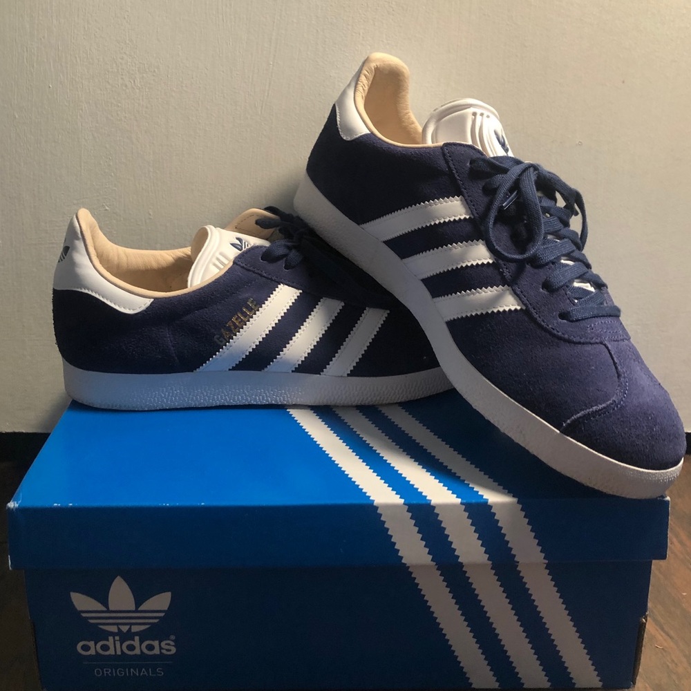 Women’s Gazelle Adidas ( Navy Blue )